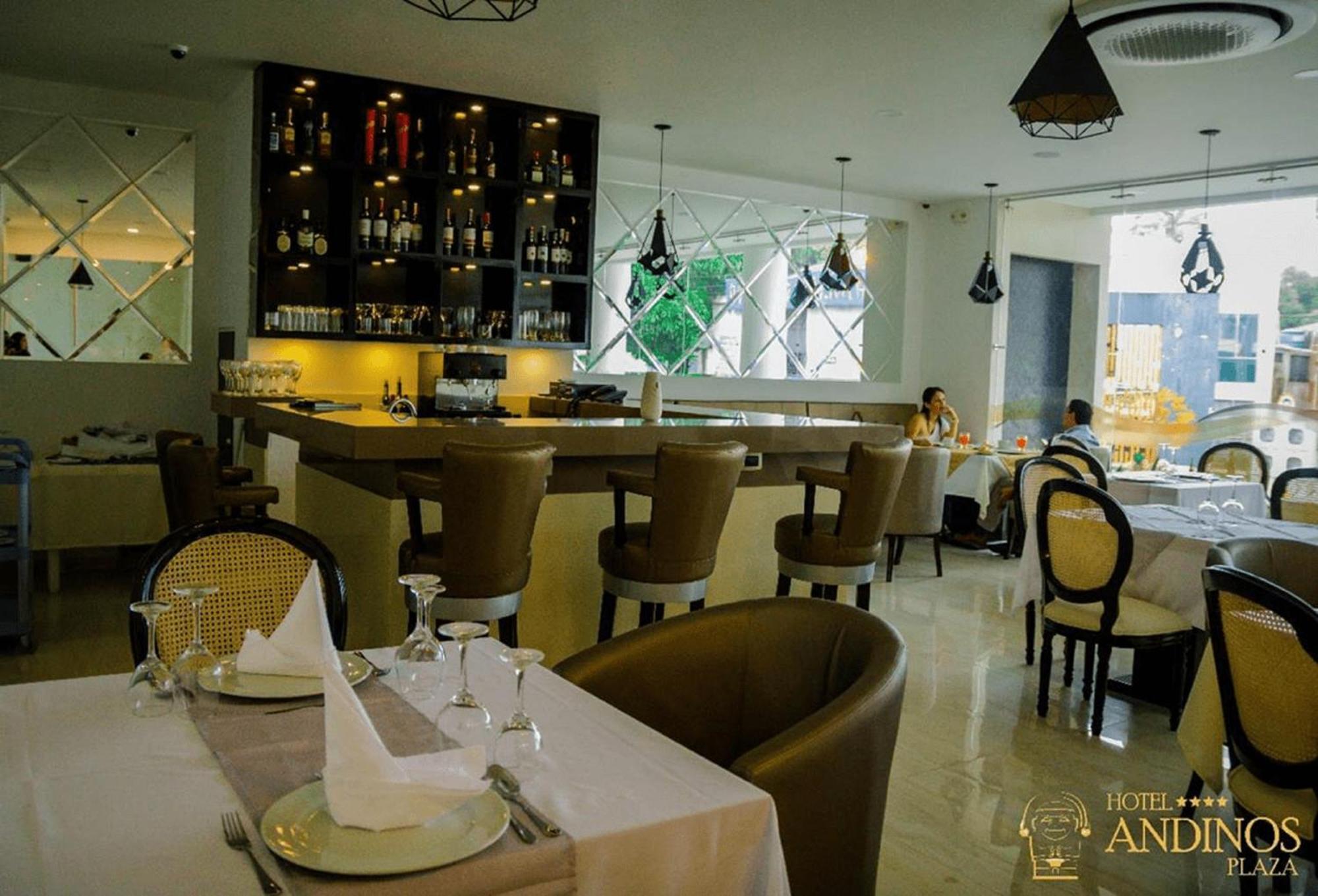 Hotel Andinos Plaza Florencia Florencia  Eksteriør bilde