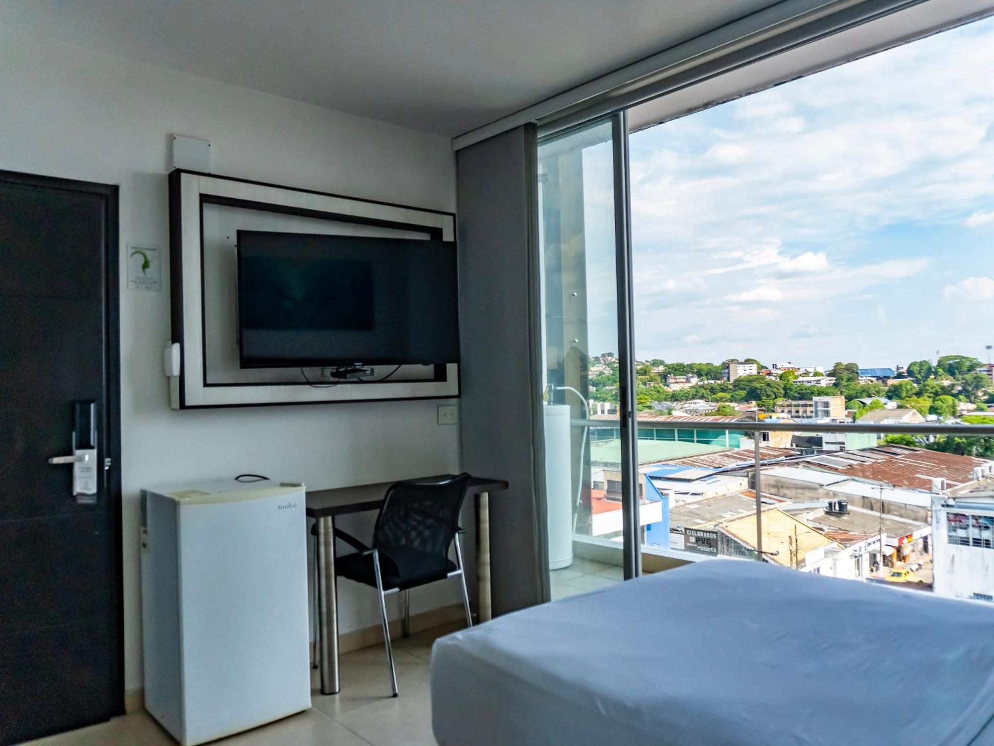 Hotel Andinos Plaza Florencia Florencia  Eksteriør bilde