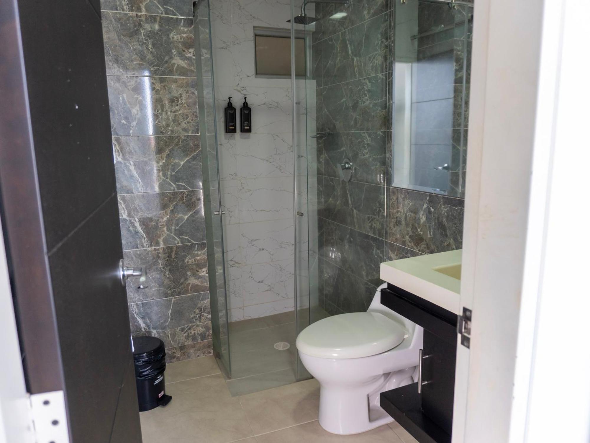 Hotel Andinos Plaza Florencia Florencia  Eksteriør bilde