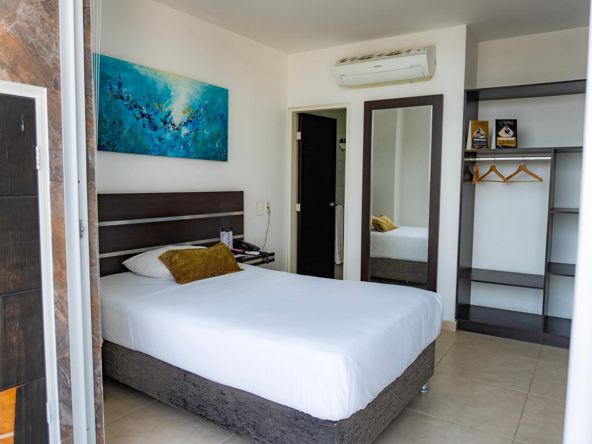 Hotel Andinos Plaza Florencia Florencia  Eksteriør bilde