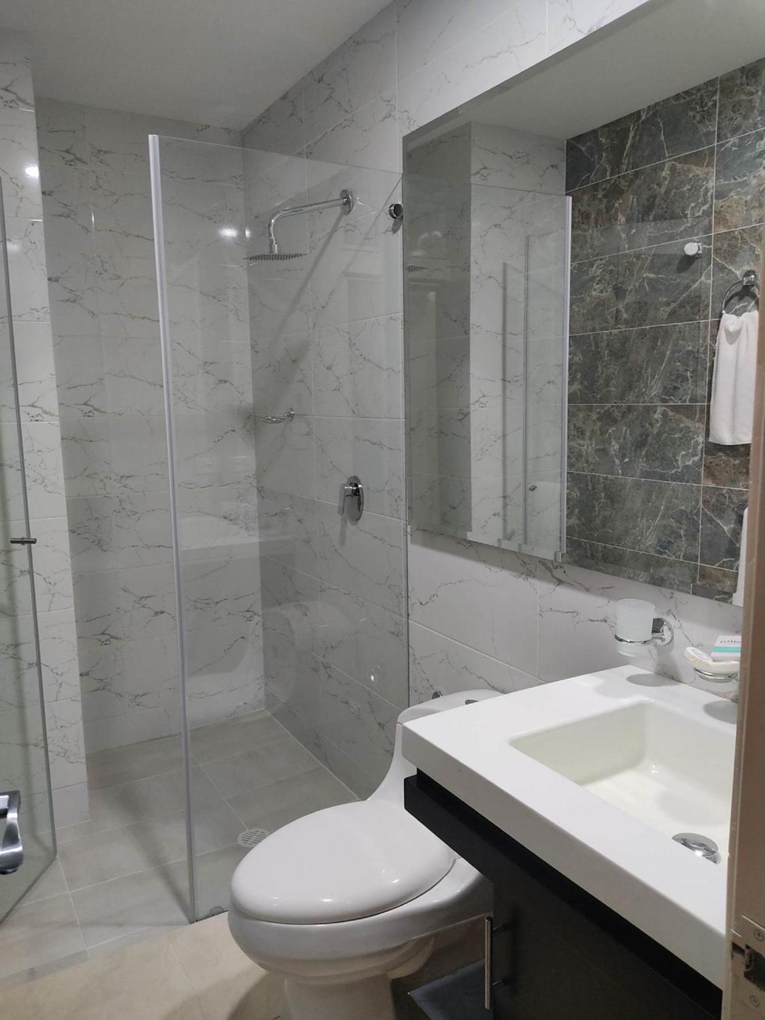 Hotel Andinos Plaza Florencia Florencia  Eksteriør bilde