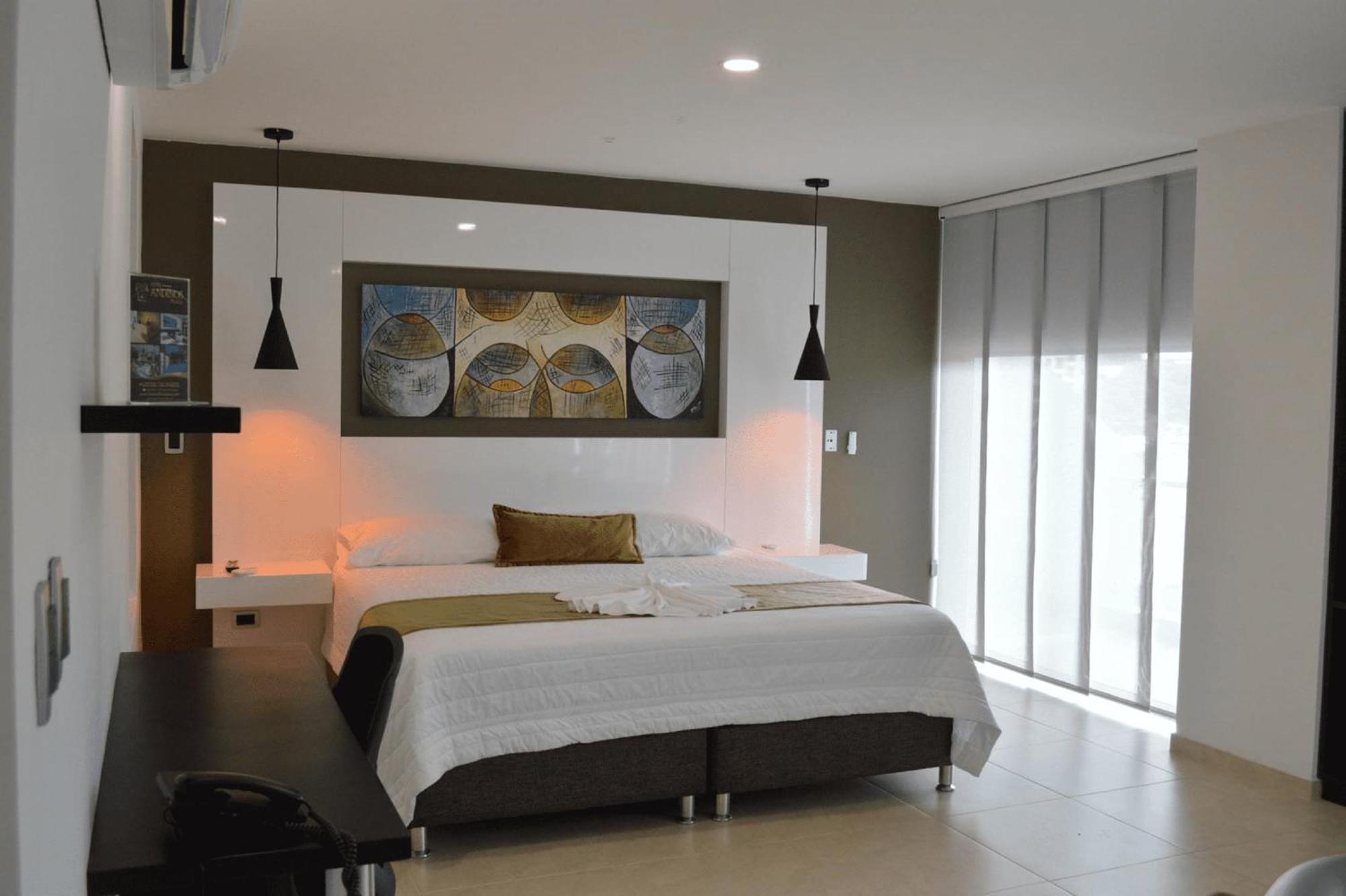 Hotel Andinos Plaza Florencia Florencia  Eksteriør bilde