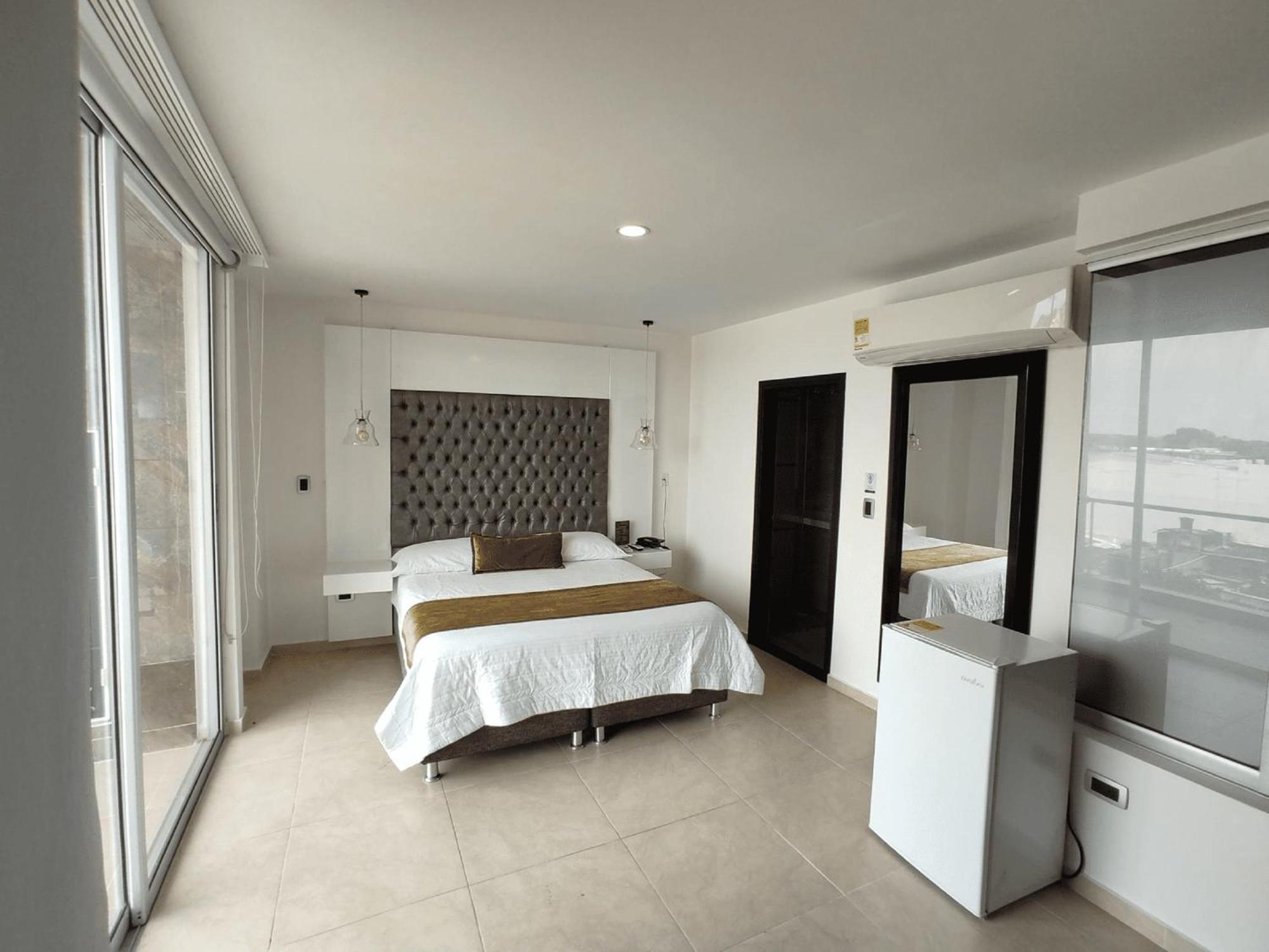 Hotel Andinos Plaza Florencia Florencia  Eksteriør bilde