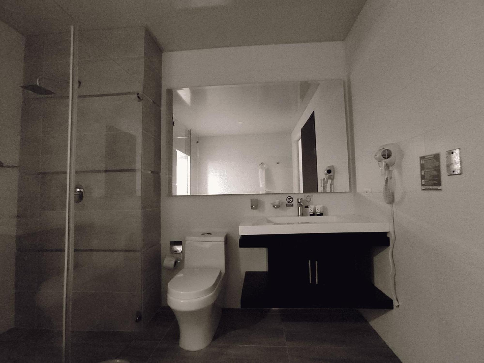 Hotel Andinos Plaza Florencia Florencia  Eksteriør bilde