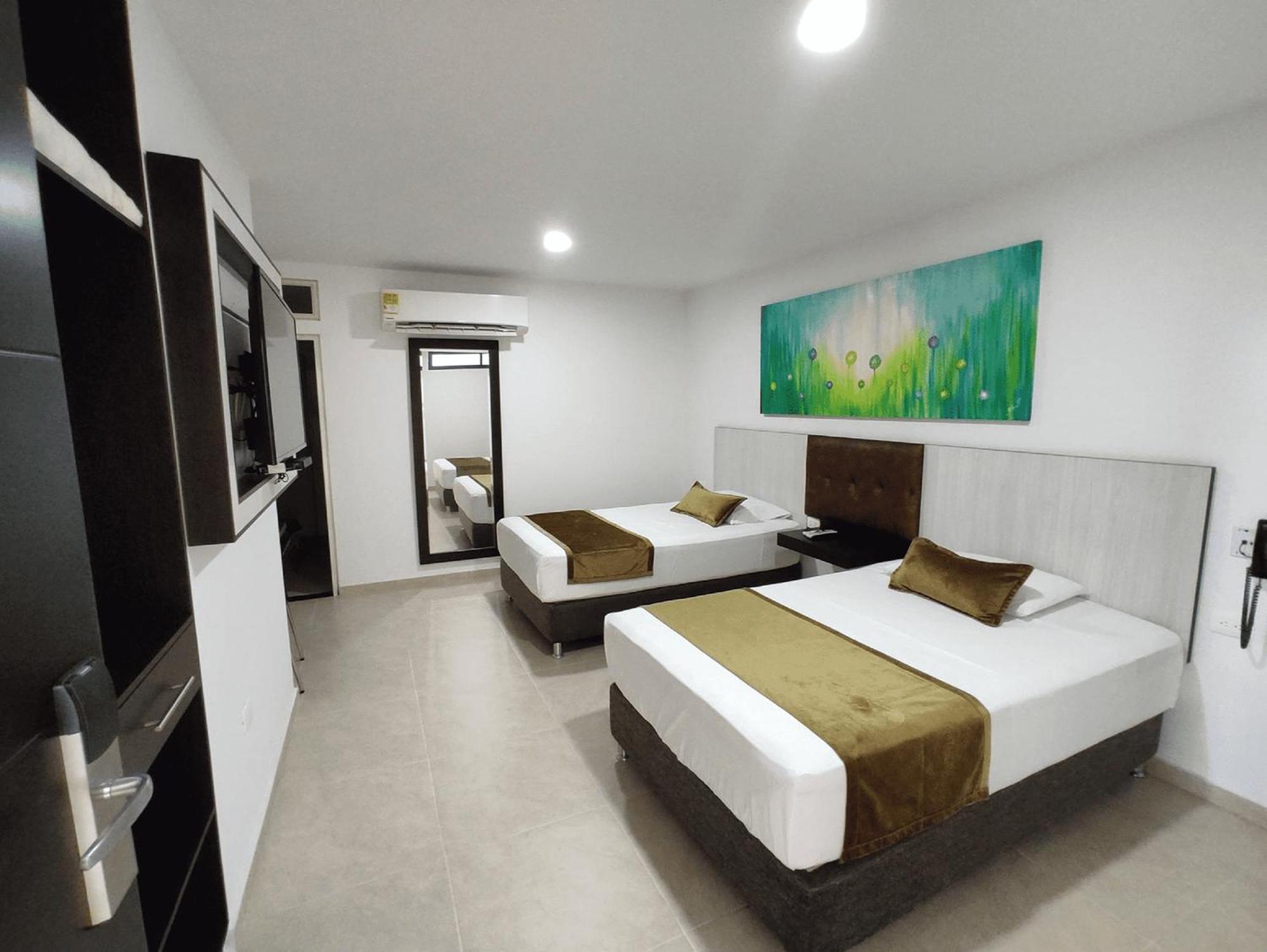 Hotel Andinos Plaza Florencia Florencia  Eksteriør bilde