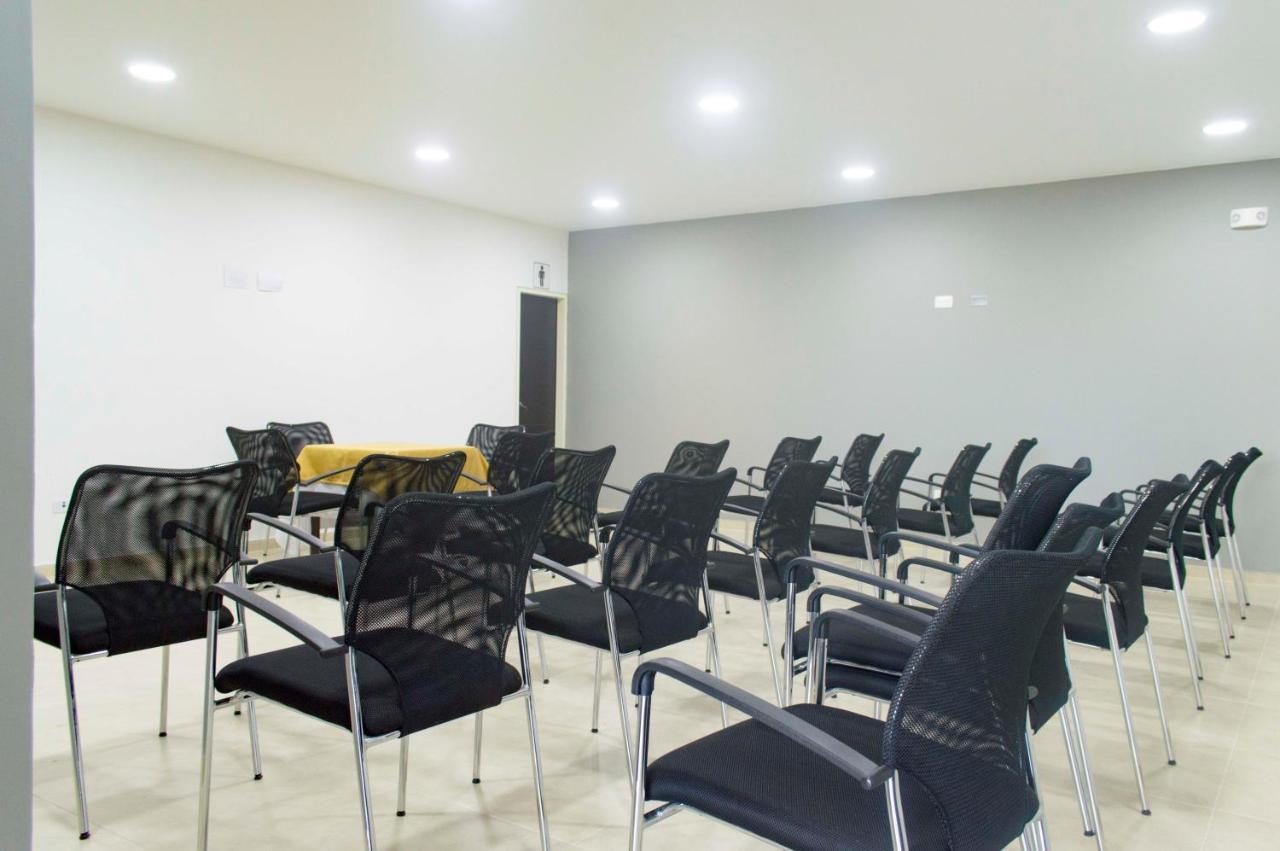 Hotel Andinos Plaza Florencia Florencia  Eksteriør bilde
